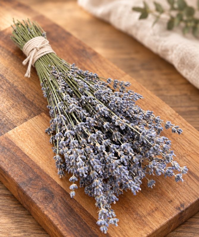 Hand-cut dried lavender bundle